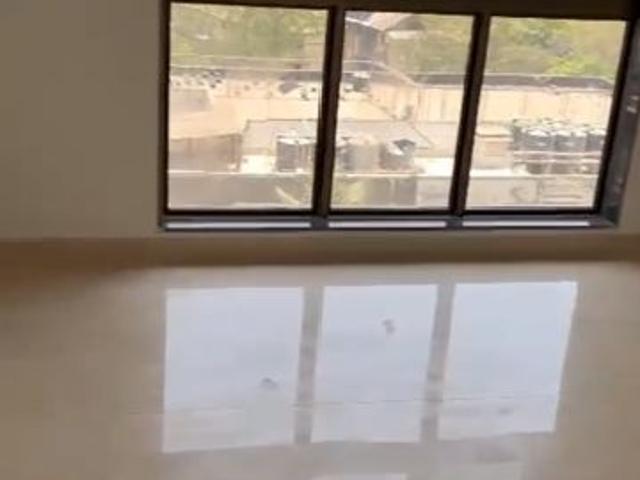 Resale | 3 BHK 1350 Sq.Ft. Apartment in Platinum Life