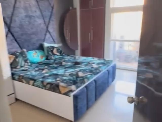 Resale | 3 BHK 1350 Sq.Ft. Apartment in Vasu Fortune Residency