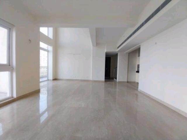 Resale | 3 BHK 1365 Sq.Ft. Apartment in DLF The Carlton Estate