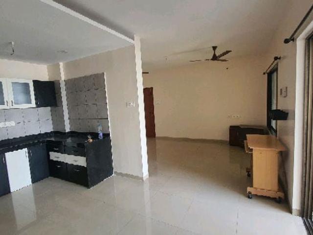 Resale | 3 BHK 1365 Sq.Ft. Apartment in Pashan