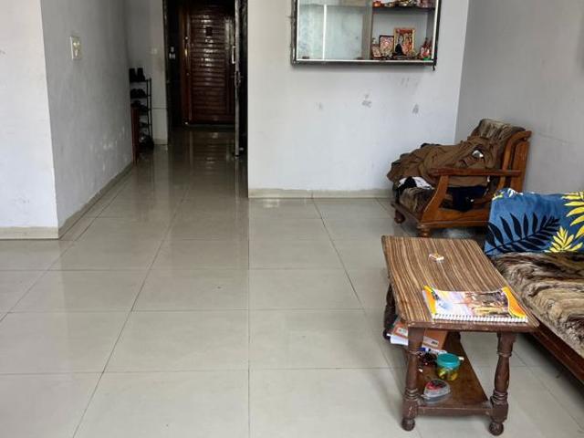 Resale | 3 BHK + 1375 Sq.Ft. Apartment in Eldeco Elegante