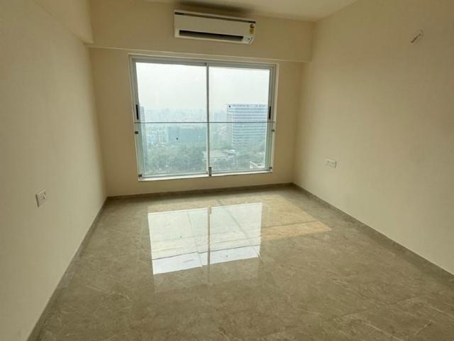 Resale | 3 BHK 1375 Sq.Ft. Apartment in L&T Emerald Isle