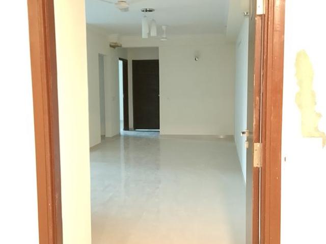 Resale | 3 BHK 1375 Sq.Ft. Apartment in Rishita Manhattan