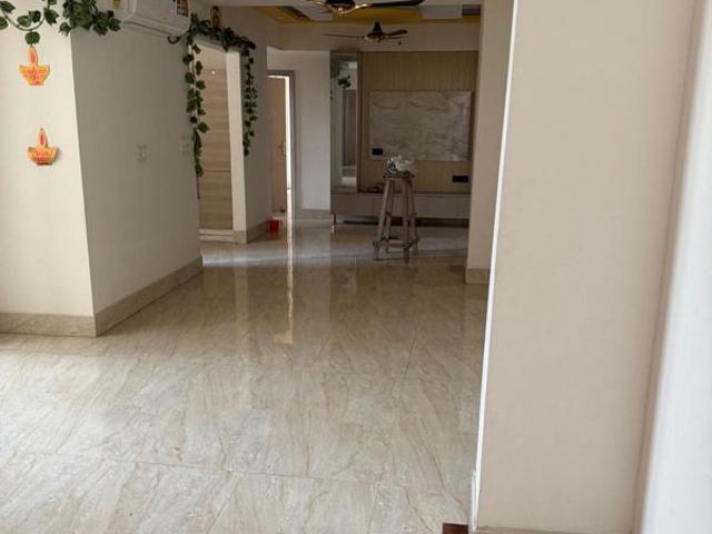 Resale | 3 BHK 1376 Sq.Ft. Apartment in Shree Energy Classic Residency