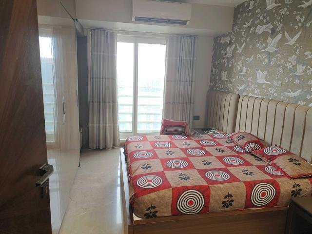Resale | 3 BHK + 1380 Sq.Ft. Apartment in Omkar Veda Exclusive