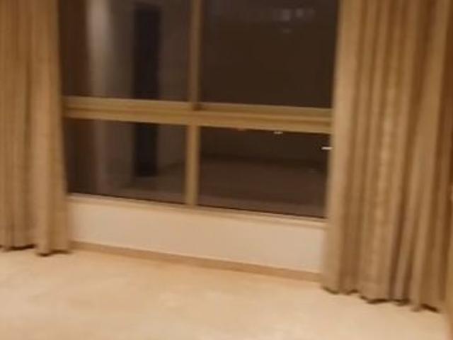 Resale | 3 BHK 1390 Sq.Ft. Apartment in Hiranandani Lake Enclave Glendale