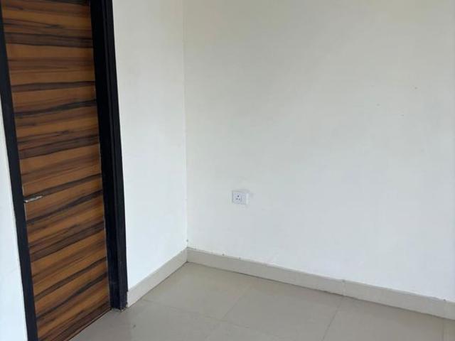 Resale | 3 BHK 1395 Sq.Ft. Apartment in Samridhi Luxuriya Avenue