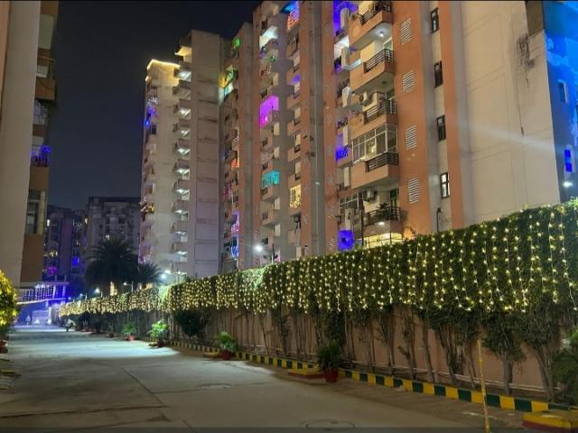 Resale | 3 BHK 1395 Sq.Ft. Apartment in SCC Heights