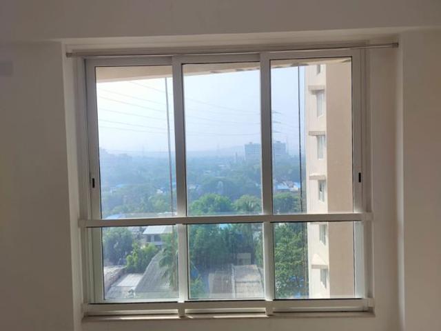 Resale | 3 BHK + 1300 Sq.Ft. Apartment in Kalpataru Radiance
