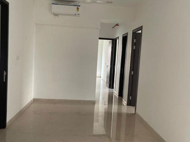 Resale | 3 BHK 1300 Sq.Ft. Apartment in Kalpataru Radiance
