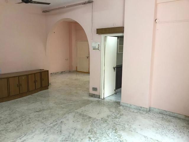 Resale | 3 BHK 1300 Sq.Ft. Apartment in Kiran Residency Begumpet