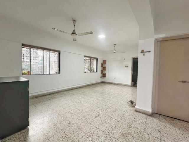 Resale | 3 BHK + 1300 Sq.Ft. Apartment in Jal Vayu Vihar Apartments