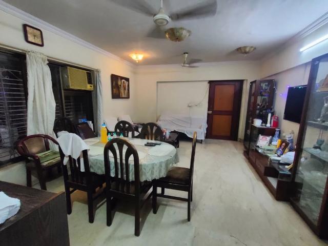 Resale | 3 BHK 1300 Sq.Ft. Apartment in Luv Kush Tower