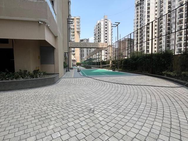 Resale | 3 BHK + 1300 Sq.Ft. Apartment in SKA Orion