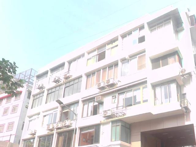 Resale | 3 BHK + 1300 Sq.Ft. Apartment in Triveni Apartments Malabar Hill