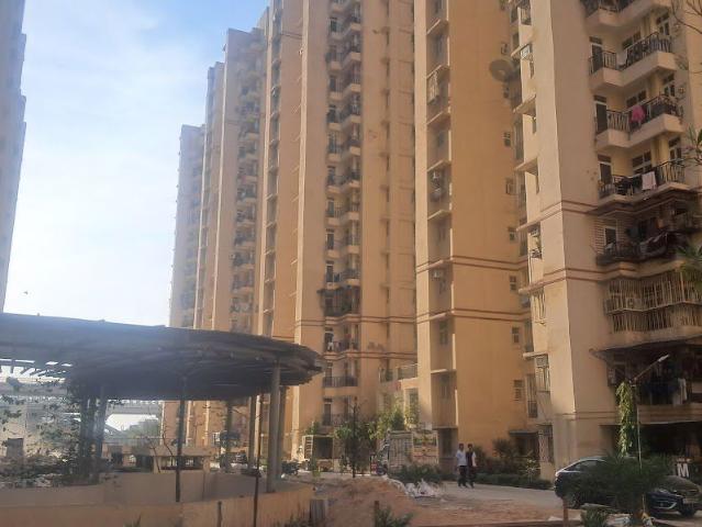 Resale | 3 BHK 1315 Sq.Ft. Apartment in Sector 77
