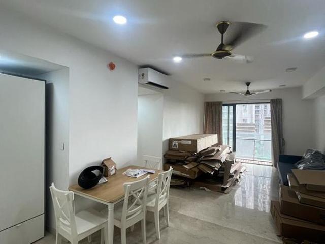 Resale | 3 BHK + 1319 Sq.Ft. Apartment in Lodha New Cuffe Parade