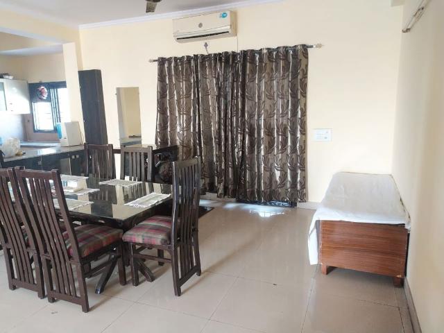 Resale | 3 BHK 1328 Sq.Ft. Apartment in Indiabulls Estate And Club