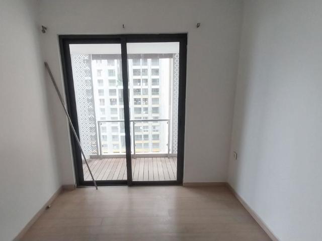 Resale | 3 BHK 1330 Sq.Ft. Apartment in Lodha Enchante