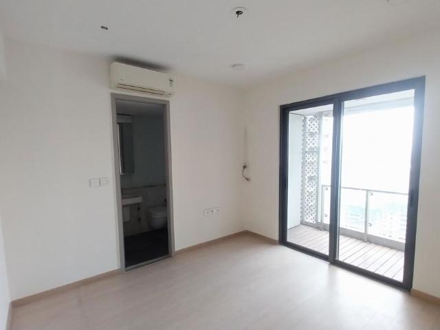 Resale | 3 BHK + 1330 Sq.Ft. Apartment in Lodha Elisium