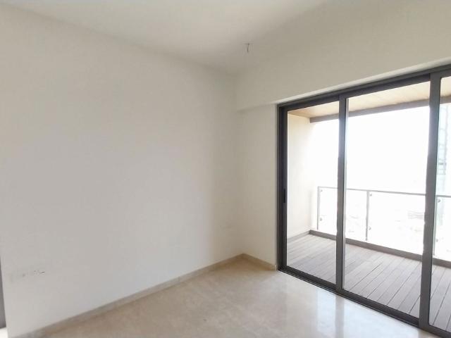 Resale | 3 BHK + 1330 Sq.Ft. Apartment in New Cuffe Parade