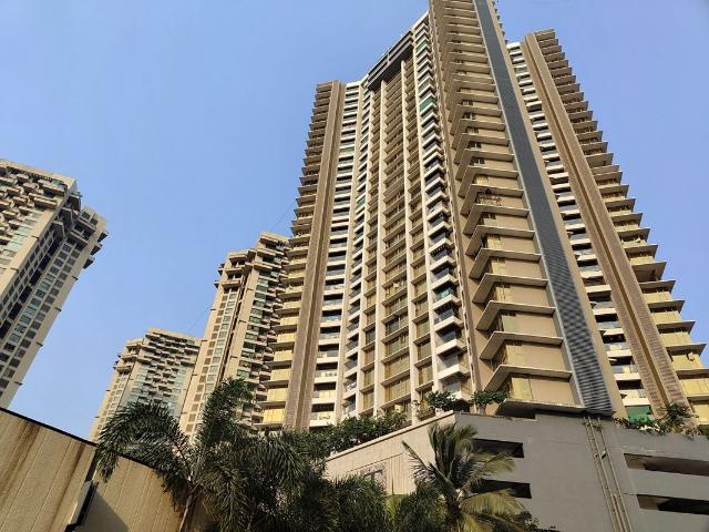 Resale | 3 BHK 1336 Sq.Ft. Apartment in Transcon Triumph Tower