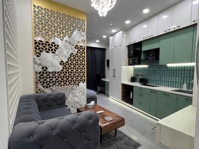 Resale | 3 BHK 1440 Sq.Ft. Apartment in Rise Organic Homes