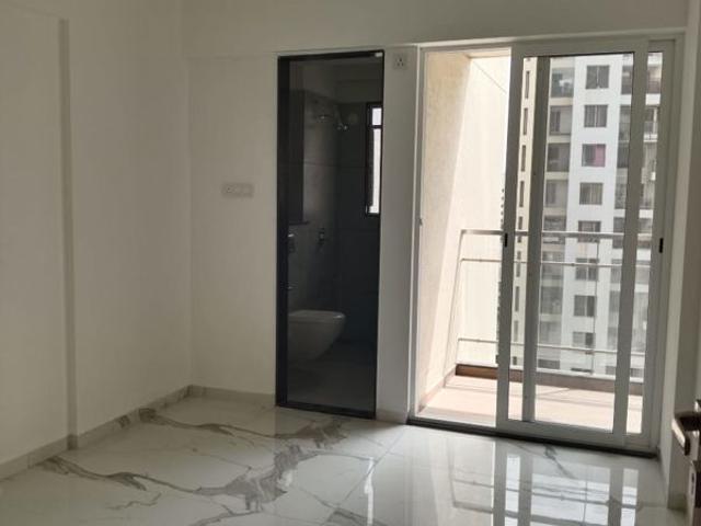 Resale | 3 BHK 1447 Sq.Ft. Apartment in Magarpatta Grevillea