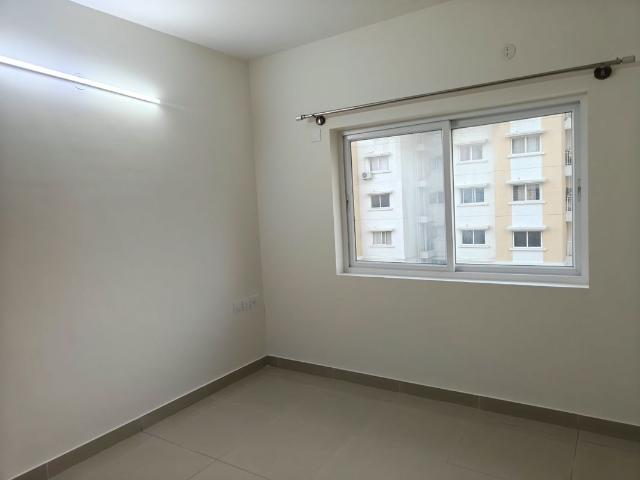 Resale | 3 BHK + 1445 Sq.Ft. Apartment in Mantri Webcity