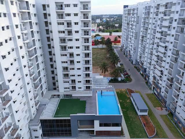 Resale | 3 BHK + 1446 Sq.Ft. Apartment in Godrej Avenues