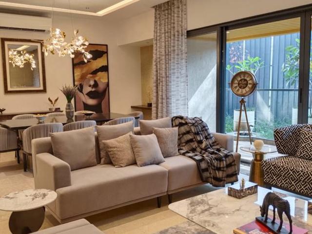 Resale | 3 BHK 1446 Sq.Ft. Apartment in Unique Envogue