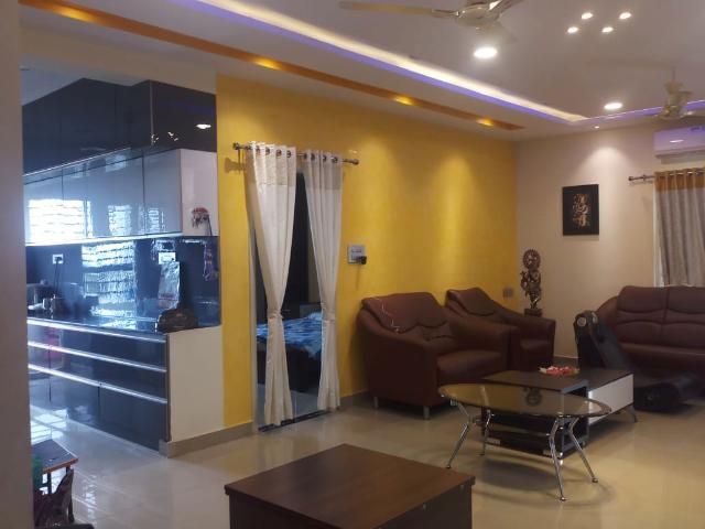 Resale | 3 BHK 1450 Sq.Ft. Apartment in Alkapoor