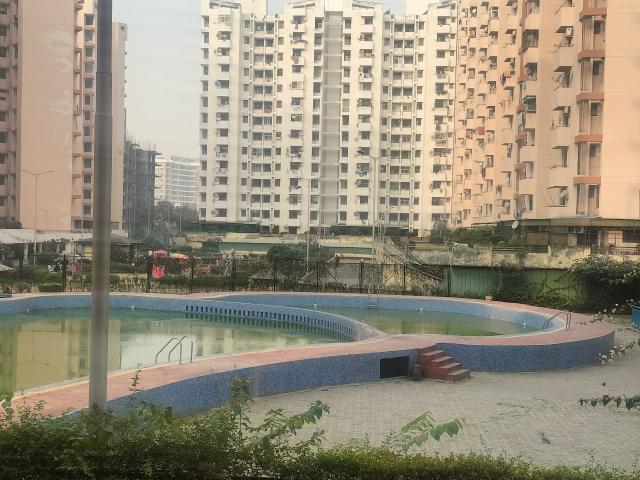 Resale | 3 BHK 1450 Sq.Ft. Apartment in SRS Royal Hills