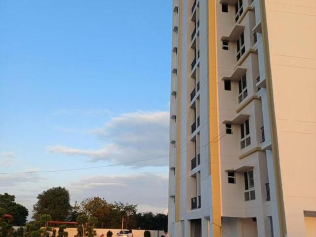 Resale | 3 BHK 1465 Sq.Ft. Apartment in E Square Aspire