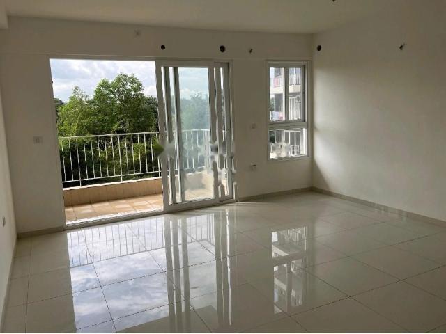 Resale | 3 BHK 1474 Sq.Ft. Apartment in Godrej Aqua