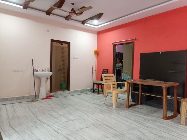 Resale | 3 BHK 1485 Sq.Ft. Apartment in Balaji Nest LB Nagar