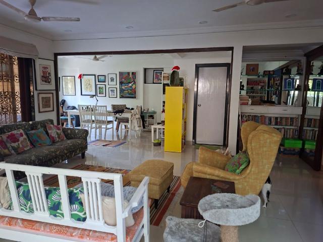 Resale | 3 BHK 1400 Sq.Ft. Apartment in Grand Paradise