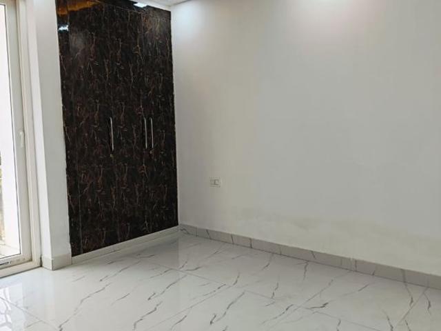 Resale | 3 BHK 1400 Sq.Ft. Apartment in Dwarka