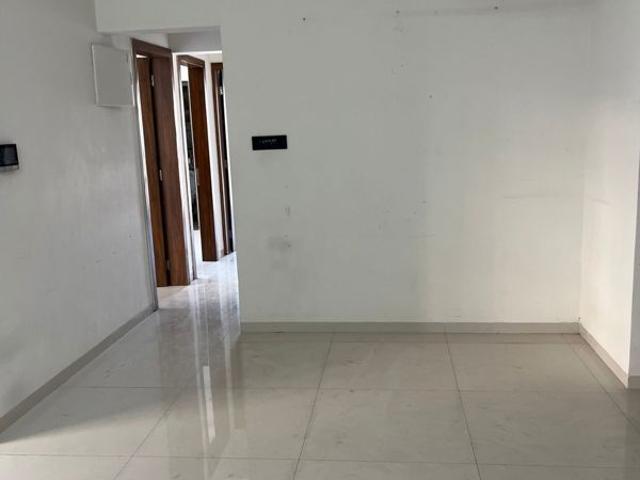 Resale | 3 BHK 1400 Sq.Ft. Apartment in Krishna Amorapolis