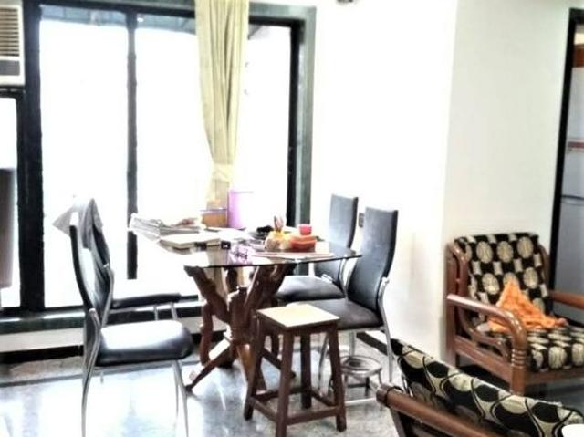 Resale | 3 BHK 1401 Sq.Ft. Apartment in Narang Vivenda