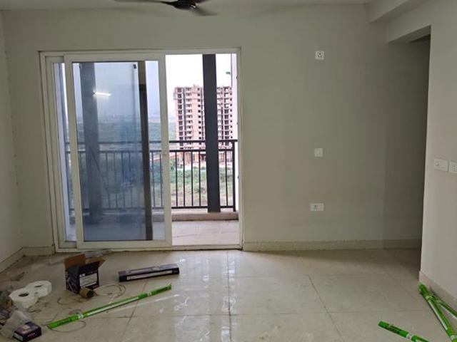 Resale | 3 BHK 1404 Sq.Ft. Apartment in Eldeco Live By The Greens