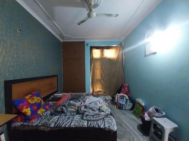 Resale | 3 BHK + 140 Sq.Mt. Independent House in RWA Apartments Sector 41