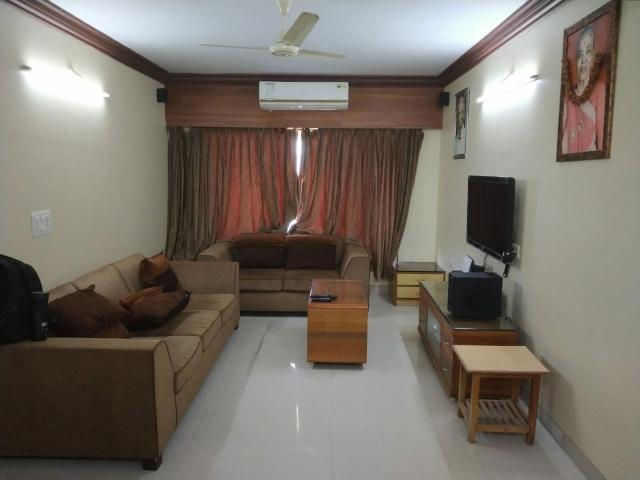 Resale | 3 BHK 1426 Sq.Ft. Apartment in Megh Malhar Apartment