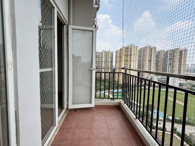 Resale | 3 BHK 1428 Sq.Ft. Apartment in Saya Desire Residency