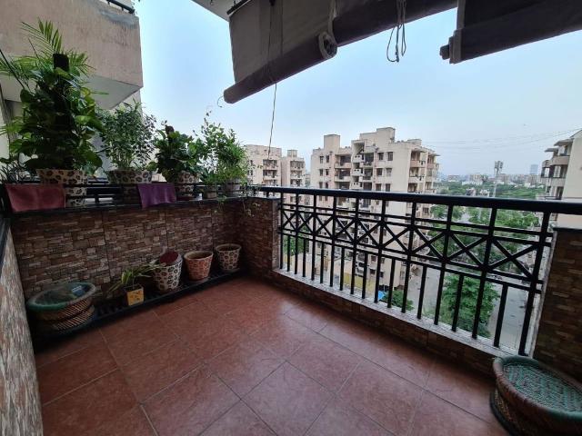 Resale | 3 BHK + 1430 Sq.Ft. Apartment in CGHS HEWO Apartments