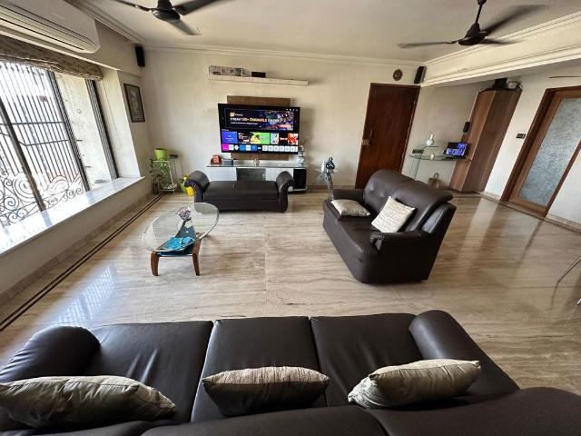 Resale | 3 BHK 1430 Sq.Ft. Apartment in Chembur