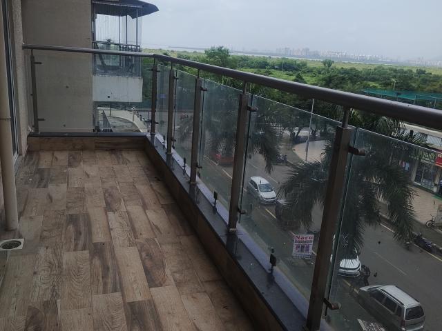 Resale | 3 BHK 1430 Sq.Ft. Apartment in SM Vision