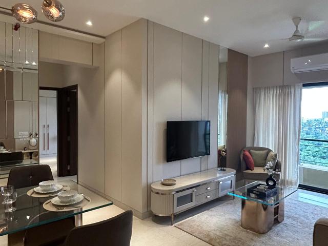 Resale | 3 BHK 1540 Sq.Ft. Apartment in Raheja Interface Heights