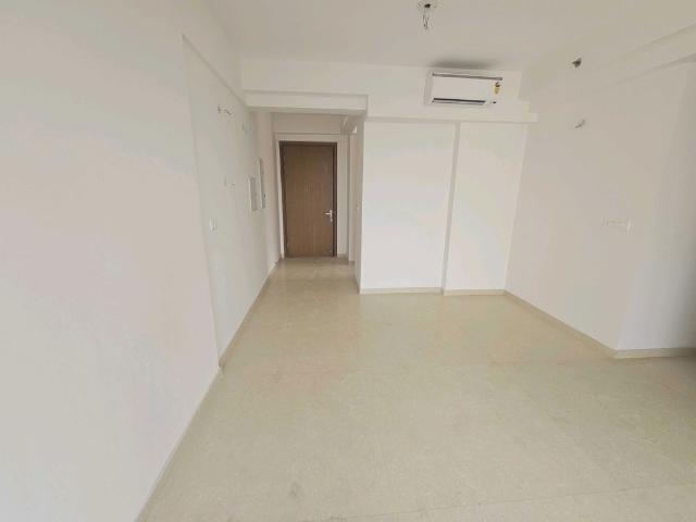 Resale | 3 BHK 1545 Sq.Ft. Apartment in Godrej Woods