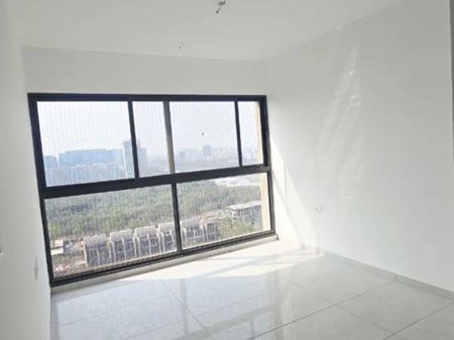 Resale | 3 BHK 1549 Sq.Ft. Apartment in Mantra Mirari